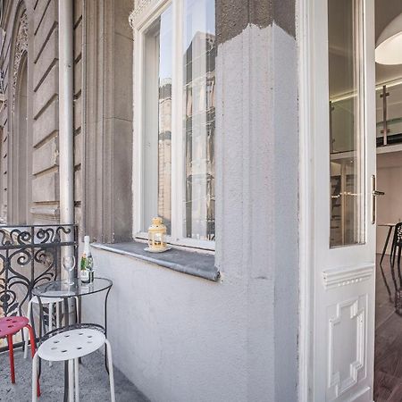 Luxury Art Deco Flat / Big Balcony Lejlighed Budapest Eksteriør billede